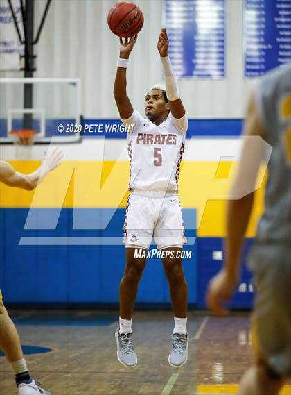 Thumbnail 3 in Braden River vs. Bayshore photogallery.