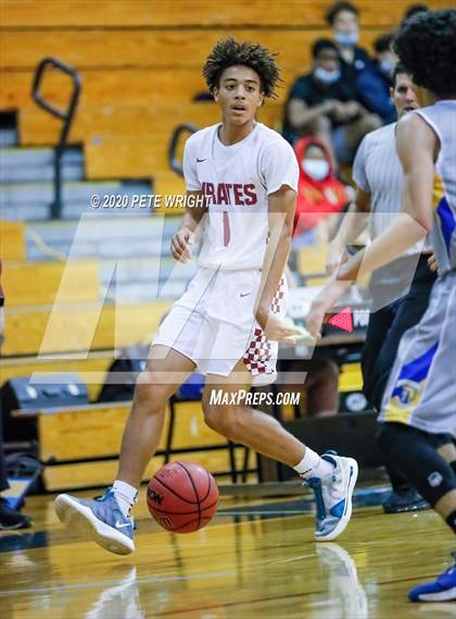 Thumbnail 1 in Braden River vs. Bayshore photogallery.