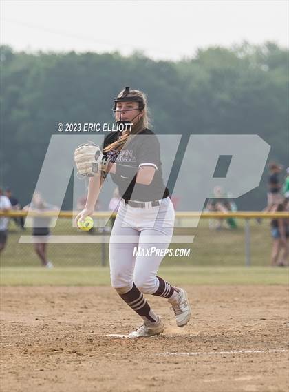 Thumbnail 2 in Greensburg Central Catholic vs Cranberry Area (PIAA 2A 1st Rd) photogallery.