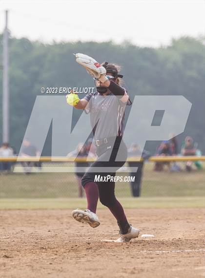 Thumbnail 3 in Greensburg Central Catholic vs Cranberry Area (PIAA 2A 1st Rd) photogallery.