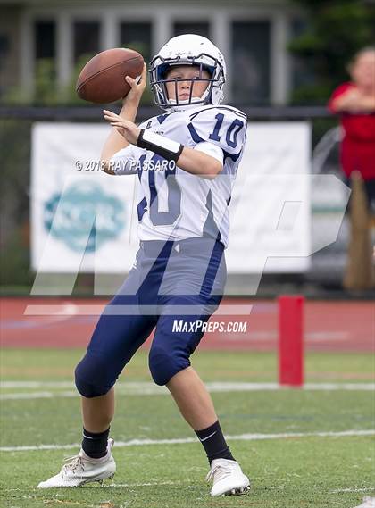 Thumbnail 3 in Eastport-South Manor vs Westhampton JV photogallery.