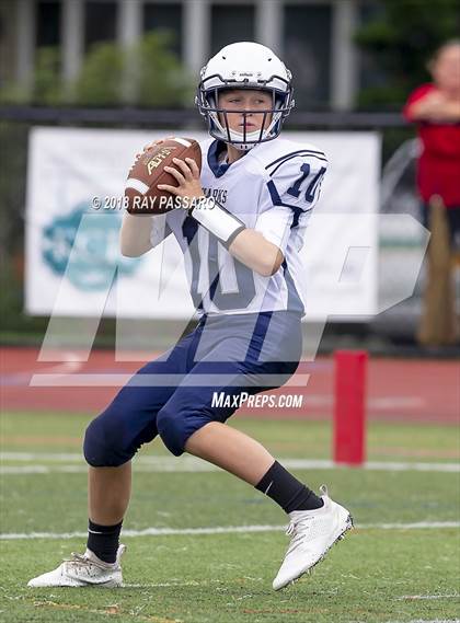 Thumbnail 3 in Eastport-South Manor vs Westhampton JV photogallery.