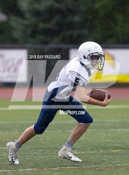 Thumbnail 3 in Eastport-South Manor vs Westhampton JV photogallery.
