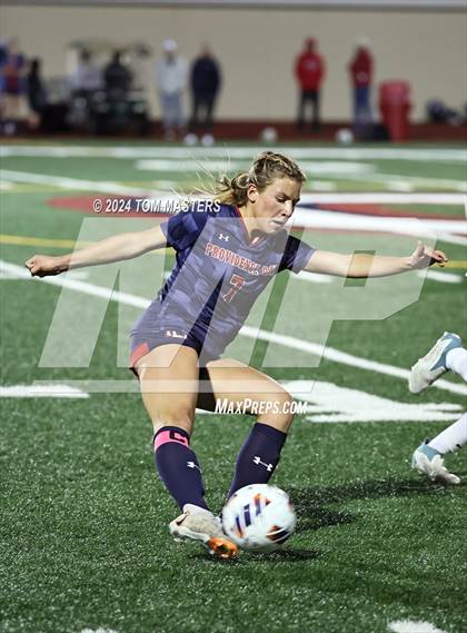 Thumbnail 3 in Catawba Ridge @ Providence Day photogallery.
