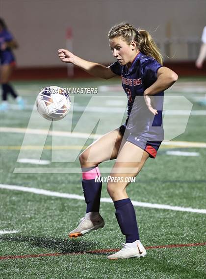 Thumbnail 1 in Catawba Ridge @ Providence Day photogallery.