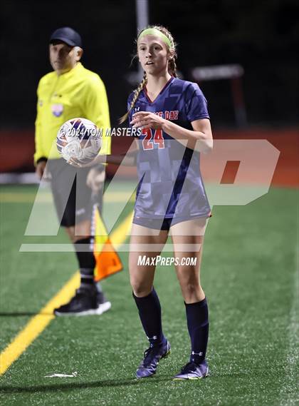 Thumbnail 2 in Catawba Ridge @ Providence Day photogallery.