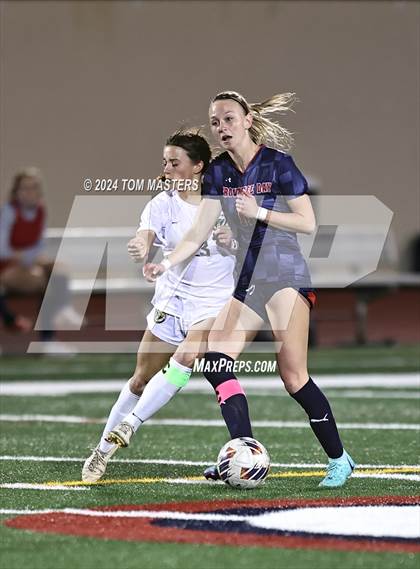 Thumbnail 2 in Catawba Ridge @ Providence Day photogallery.