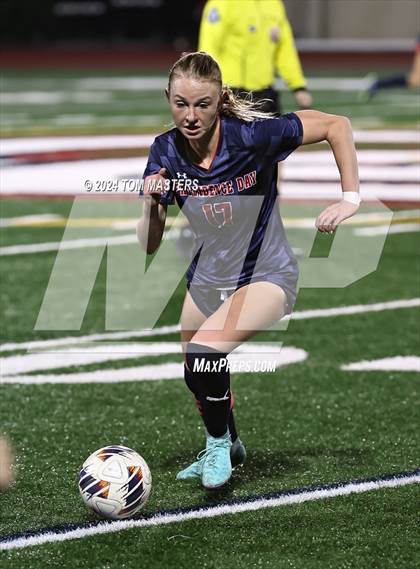 Thumbnail 1 in Catawba Ridge @ Providence Day photogallery.