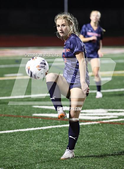 Thumbnail 3 in Catawba Ridge @ Providence Day photogallery.
