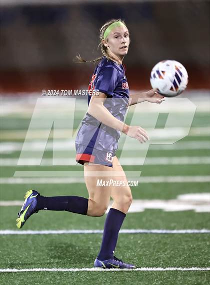 Thumbnail 1 in Catawba Ridge @ Providence Day photogallery.