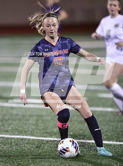 Thumbnail 1 in Catawba Ridge @ Providence Day photogallery.
