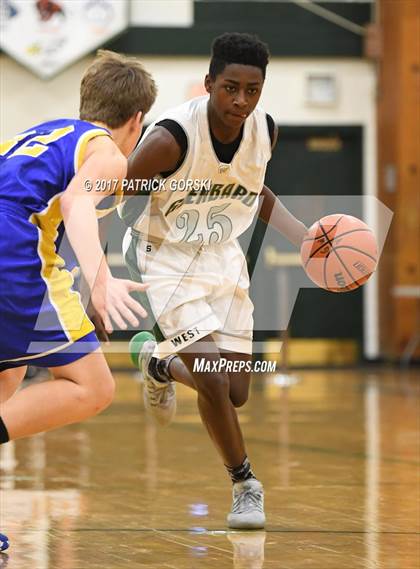 Thumbnail 1 in Lyons @ Glenbard West photogallery.