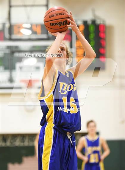 Thumbnail 1 in Lyons @ Glenbard West photogallery.