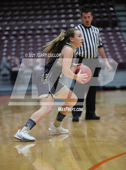 Thumbnail 1 in Enterprise vs. Beaver (UHSAA 2A 5th Place) photogallery.