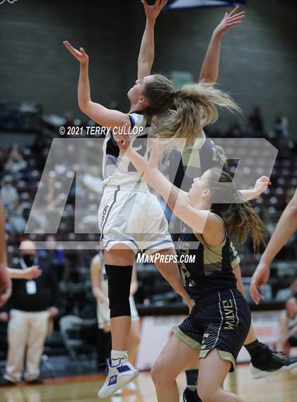 Thumbnail 3 in Enterprise vs. Beaver (UHSAA 2A 5th Place) photogallery.