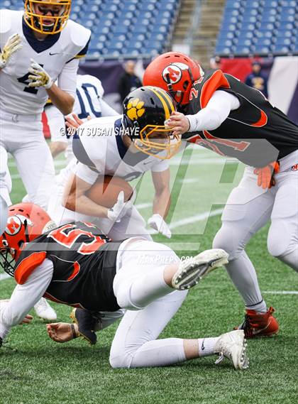 Thumbnail 1 in Littleton vs. Middleborough (MIAA Division 6 Final) photogallery.
