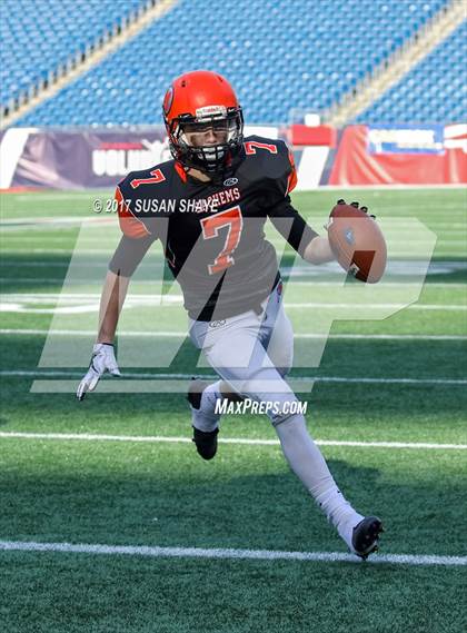 Thumbnail 3 in Littleton vs. Middleborough (MIAA Division 6 Final) photogallery.