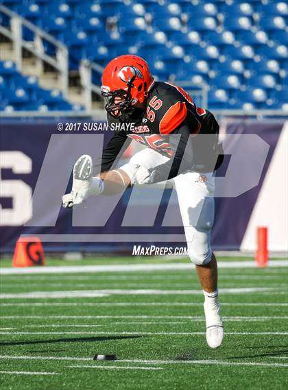 Thumbnail 2 in Littleton vs. Middleborough (MIAA Division 6 Final) photogallery.