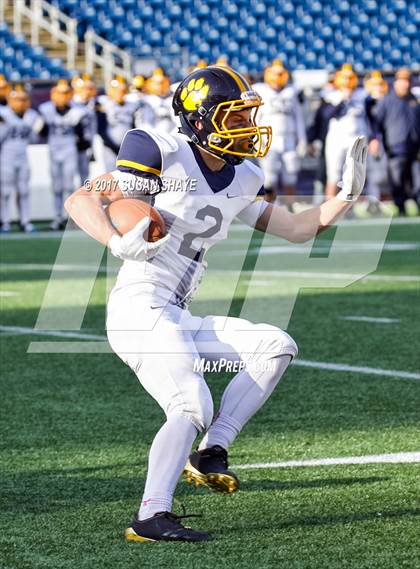 Thumbnail 2 in Littleton vs. Middleborough (MIAA Division 6 Final) photogallery.