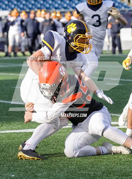 Thumbnail 1 in Littleton vs. Middleborough (MIAA Division 6 Final) photogallery.