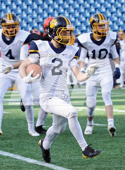 Thumbnail 1 in Littleton vs. Middleborough (MIAA Division 6 Final) photogallery.