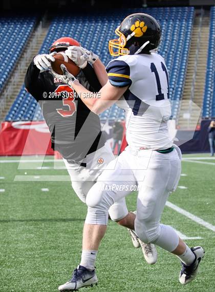 Thumbnail 1 in Littleton vs. Middleborough (MIAA Division 6 Final) photogallery.