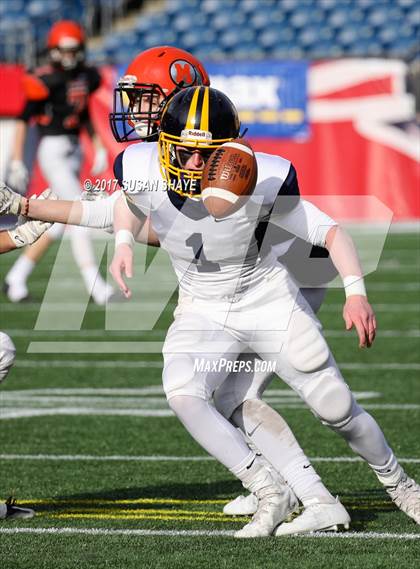 Thumbnail 3 in Littleton vs. Middleborough (MIAA Division 6 Final) photogallery.
