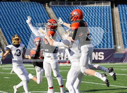 Thumbnail 1 in Littleton vs. Middleborough (MIAA Division 6 Final) photogallery.