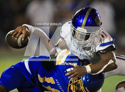 Thumbnail 1 in Charter Oak vs Muir photogallery.