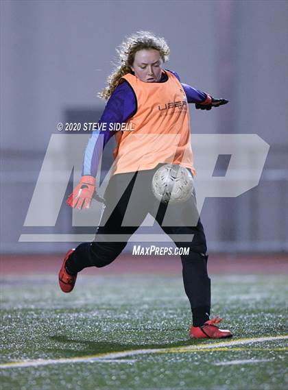 Thumbnail 1 in Kearny vs. Foothills Christian (CIF SDS D5 Final) photogallery.
