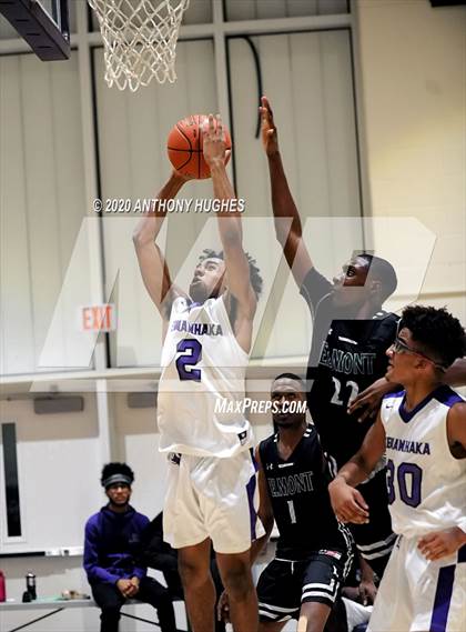 Thumbnail 1 in Elmont Memorial @ Sewanhaka photogallery.