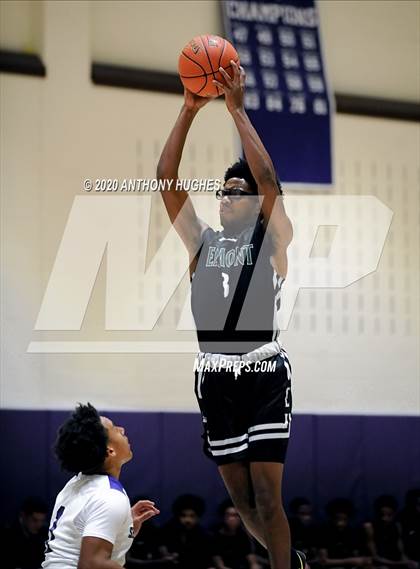 Thumbnail 1 in Elmont Memorial @ Sewanhaka photogallery.