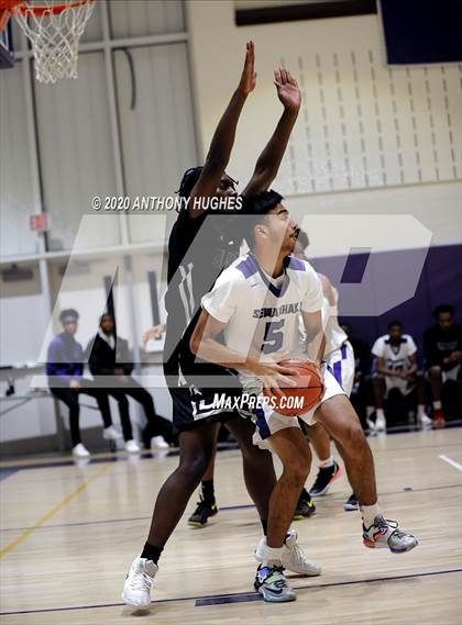 Thumbnail 1 in Elmont Memorial @ Sewanhaka photogallery.