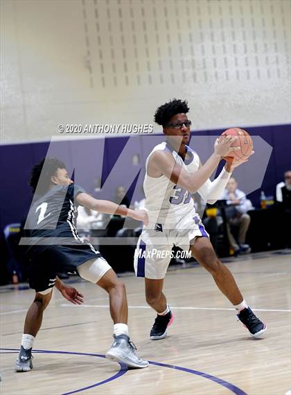 Thumbnail 1 in Elmont Memorial @ Sewanhaka photogallery.