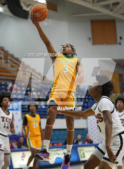 Thumbnail 3 in Richmond vs. Trinity Christian (Hoops and Dreams Showcase at Fayetteville State University) photogallery.