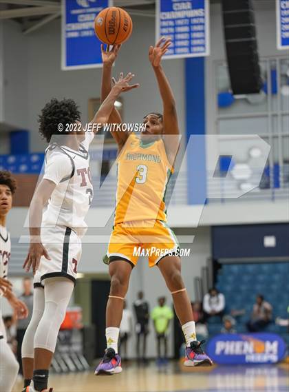 Thumbnail 3 in Richmond vs. Trinity Christian (Hoops and Dreams Showcase at Fayetteville State University) photogallery.