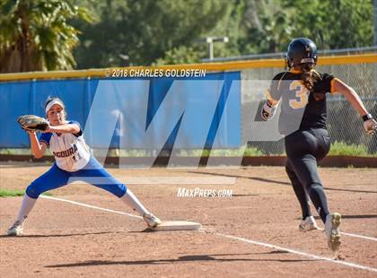 Thumbnail 1 in Newbury Park @ Agoura photogallery.