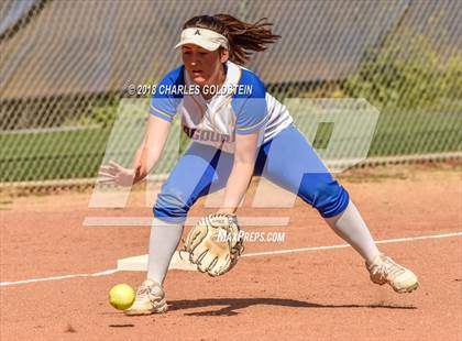 Thumbnail 1 in Newbury Park @ Agoura photogallery.