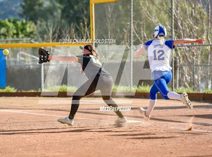 Thumbnail 1 in Newbury Park @ Agoura photogallery.