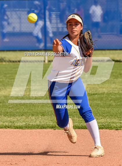 Thumbnail 3 in Newbury Park @ Agoura photogallery.