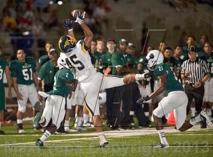 Thumbnail 3 in Helix vs. Punahou (Brothers in Arms Classic) photogallery.