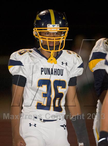 Thumbnail 3 in Helix vs. Punahou (Brothers in Arms Classic) photogallery.