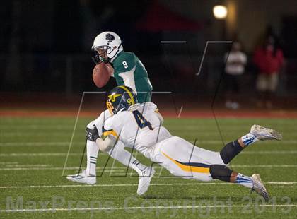 Thumbnail 2 in Helix vs. Punahou (Brothers in Arms Classic) photogallery.