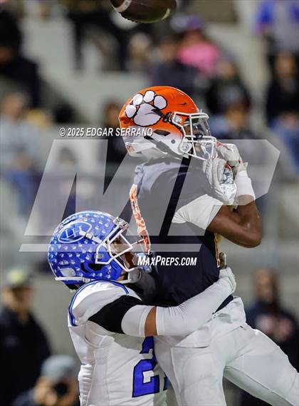 Thumbnail 1 in La Habra vs San Jacinto (CIF SS D4 Final) photogallery.