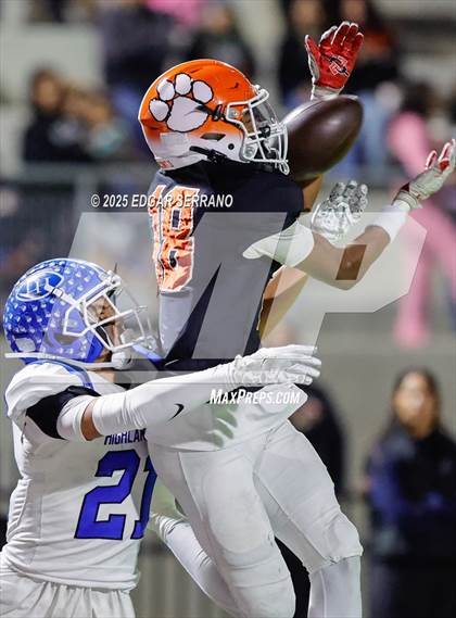 Thumbnail 2 in La Habra vs San Jacinto (CIF SS D4 Final) photogallery.