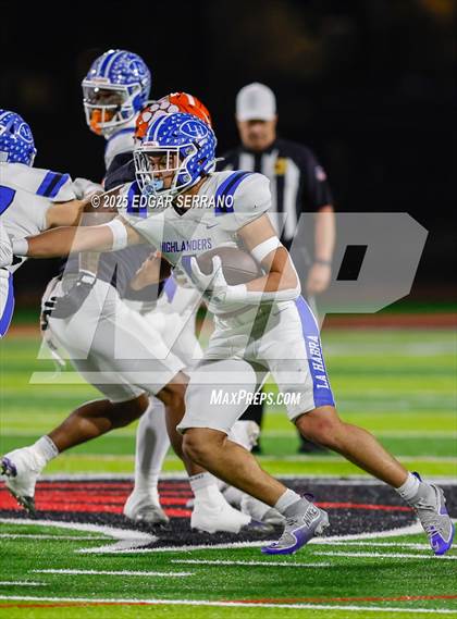 Thumbnail 2 in La Habra vs San Jacinto (CIF SS D4 Final) photogallery.
