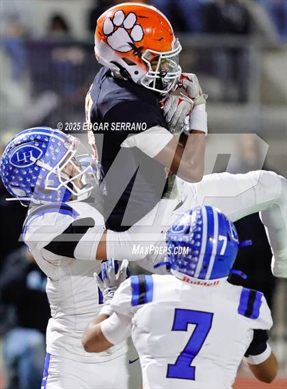 Thumbnail 2 in La Habra vs San Jacinto (CIF SS D4 Final) photogallery.