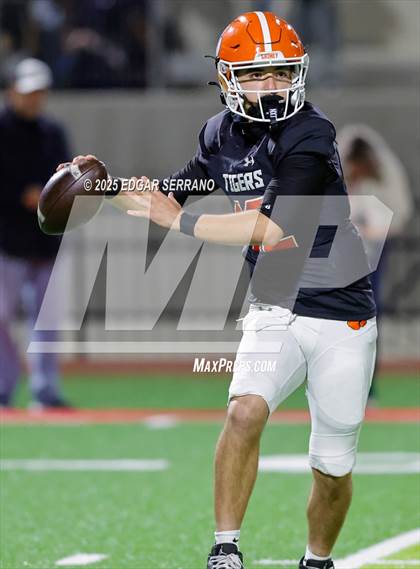 Thumbnail 1 in La Habra vs San Jacinto (CIF SS D4 Final) photogallery.
