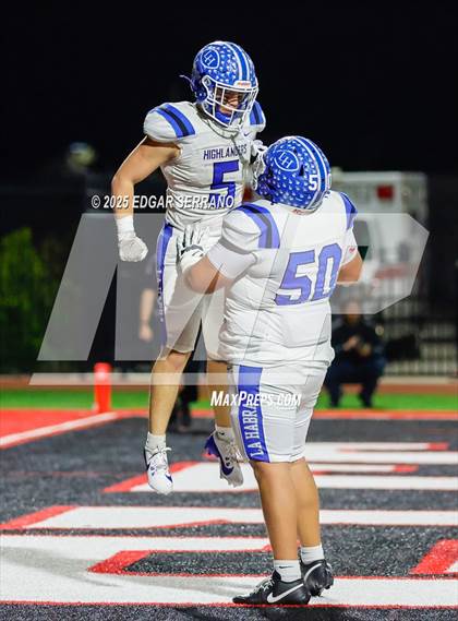 Thumbnail 1 in La Habra vs San Jacinto (CIF SS D4 Final) photogallery.