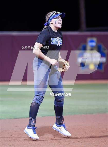 Thumbnail 2 in Pinnacle vs. O'Connor (AIA 6A Final)  photogallery.